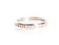 婚約指輪や結婚指輪としても人気のエタニティダイヤモンドリング