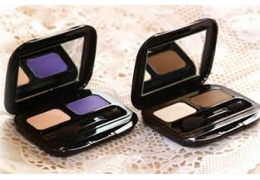 二重をくせづけるトリートメントアイカラーW